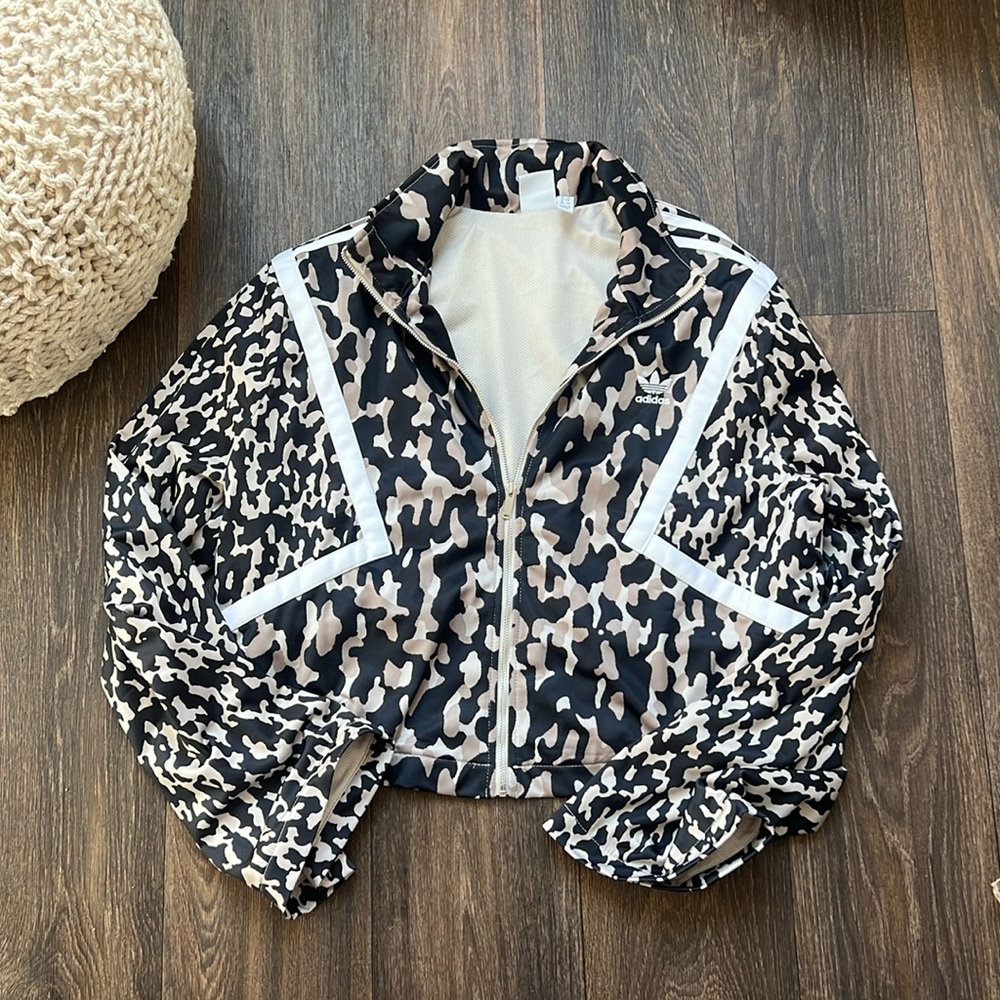 Adidas Printed Wide Arm Jacket